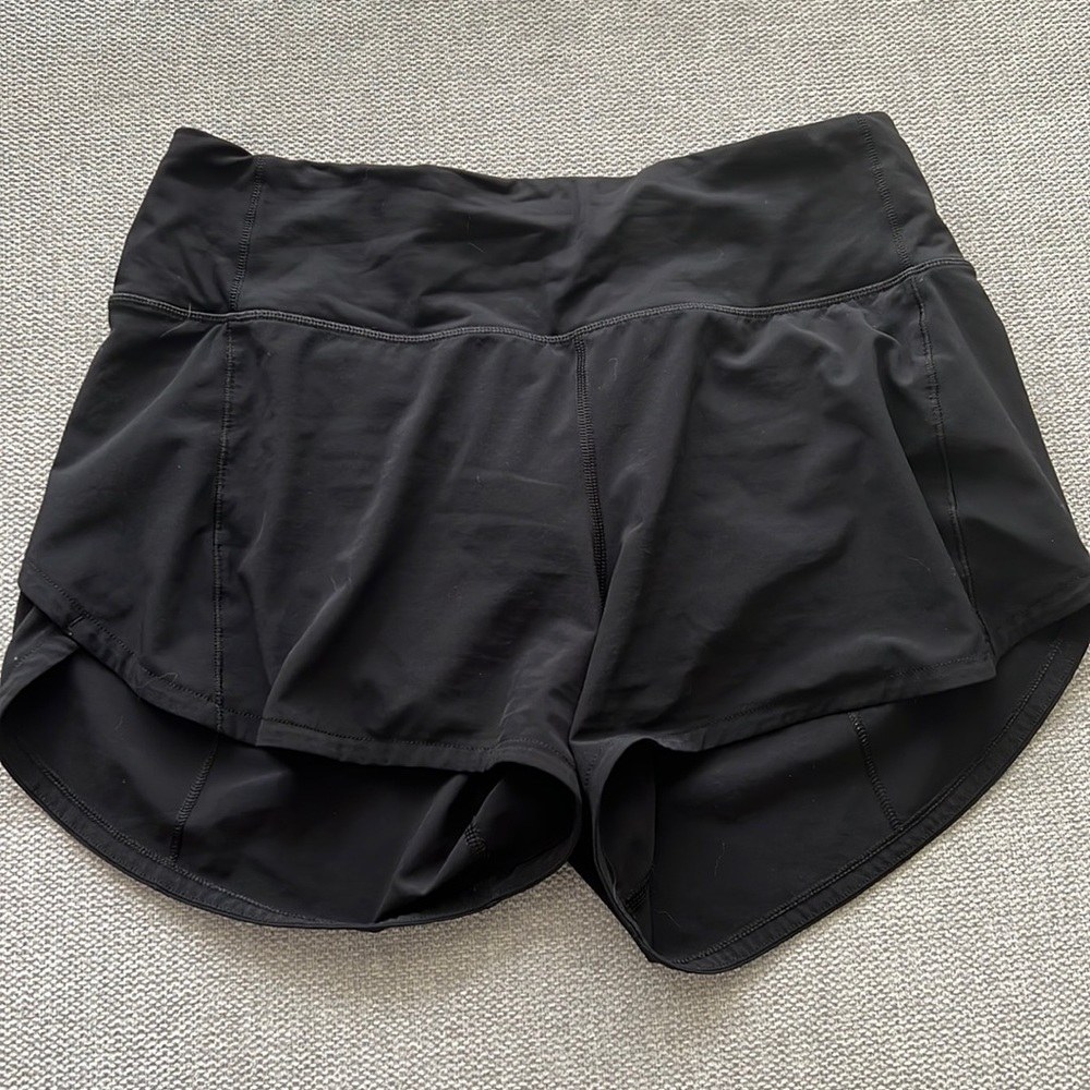 Lululemon speed up short (4 tall)